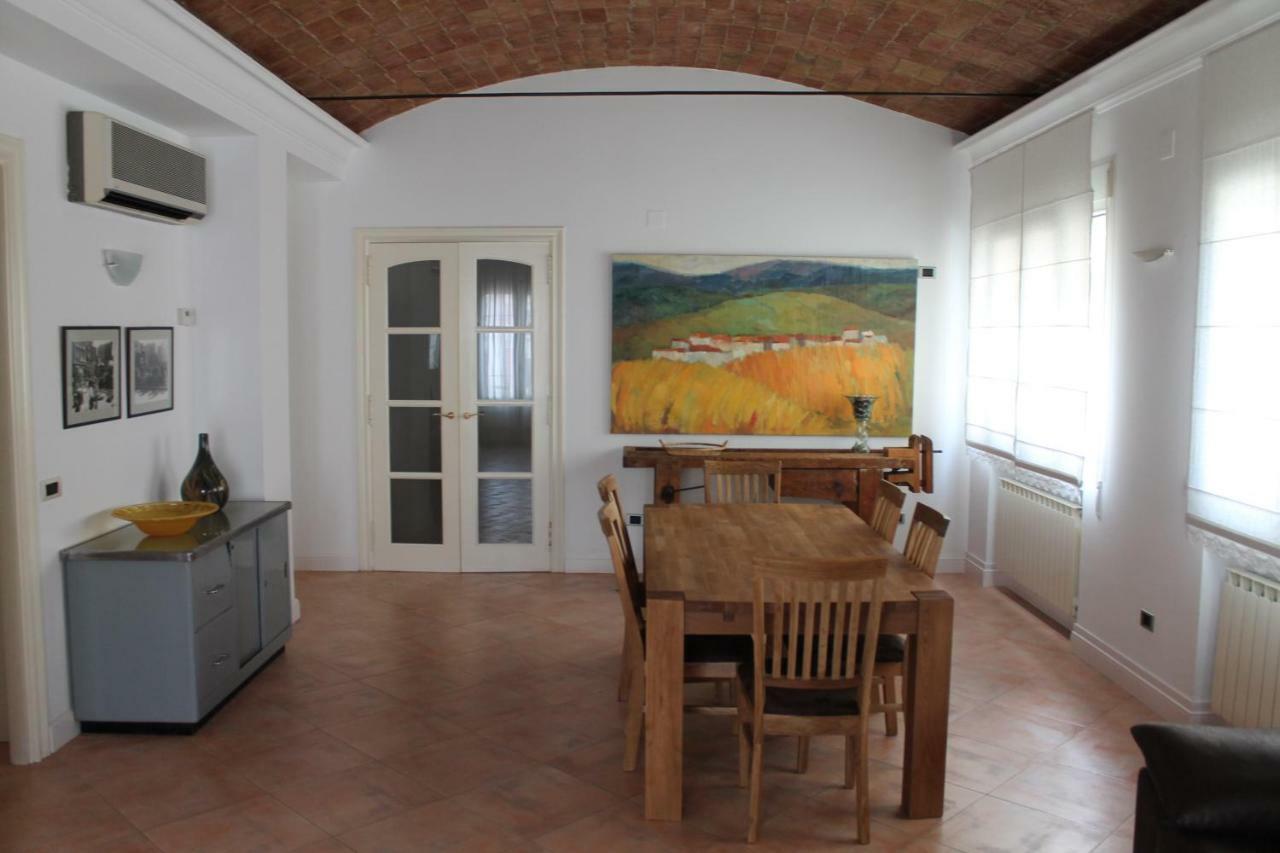 Cal Taixes Apartment Reus Bagian luar foto
