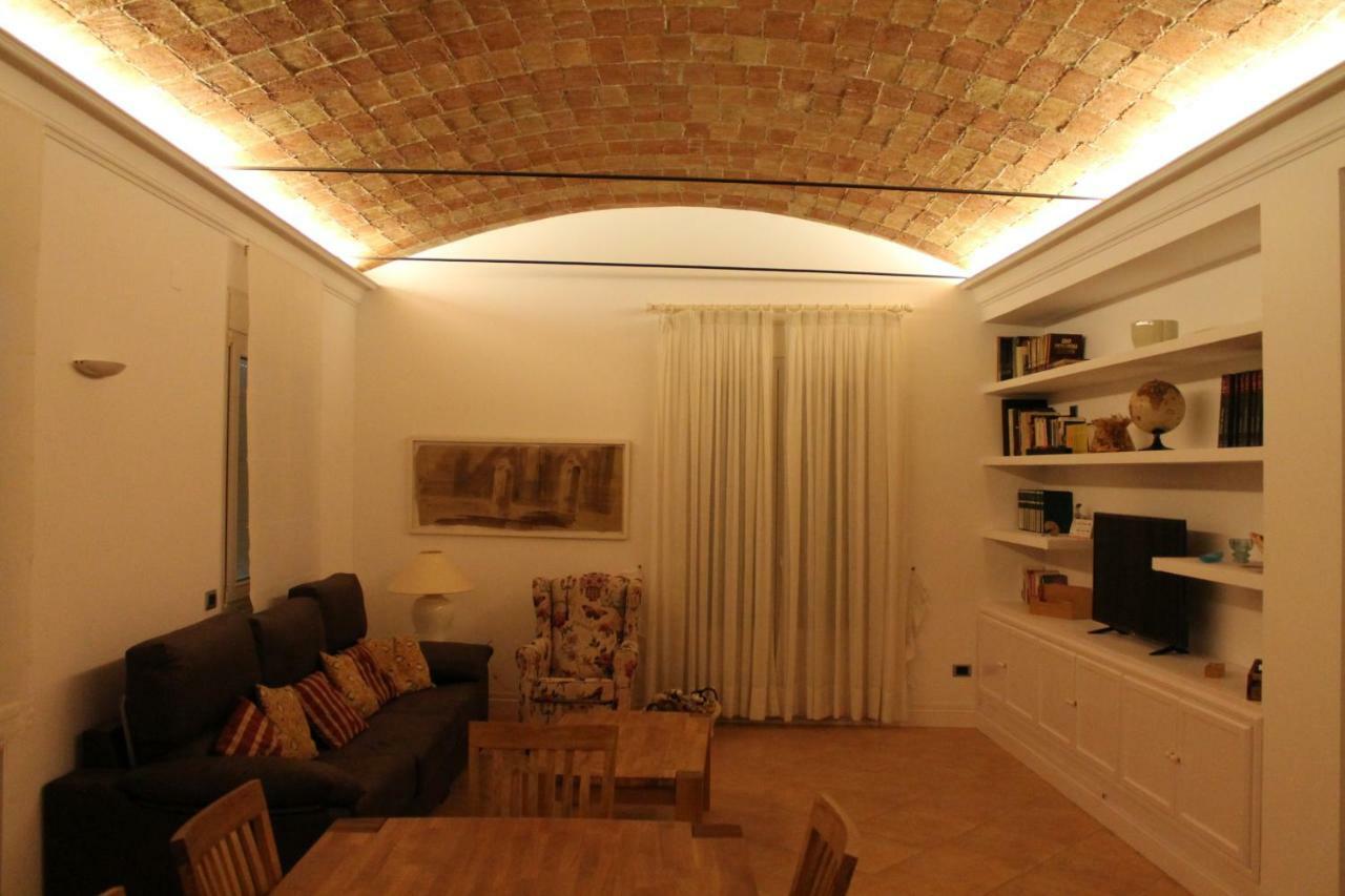 Cal Taixes Apartment Reus Bagian luar foto