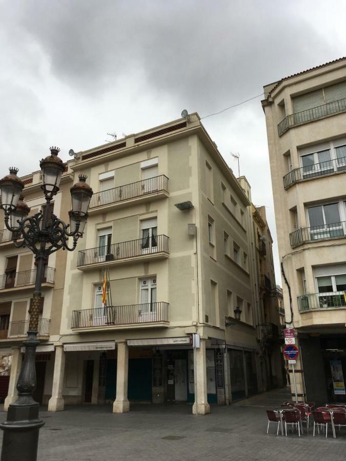 Cal Taixes Apartment Reus Bagian luar foto